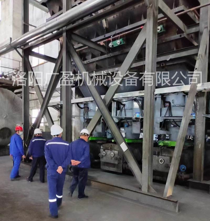 府谷项目煤仓清堵机安装调试完成，运行良好！